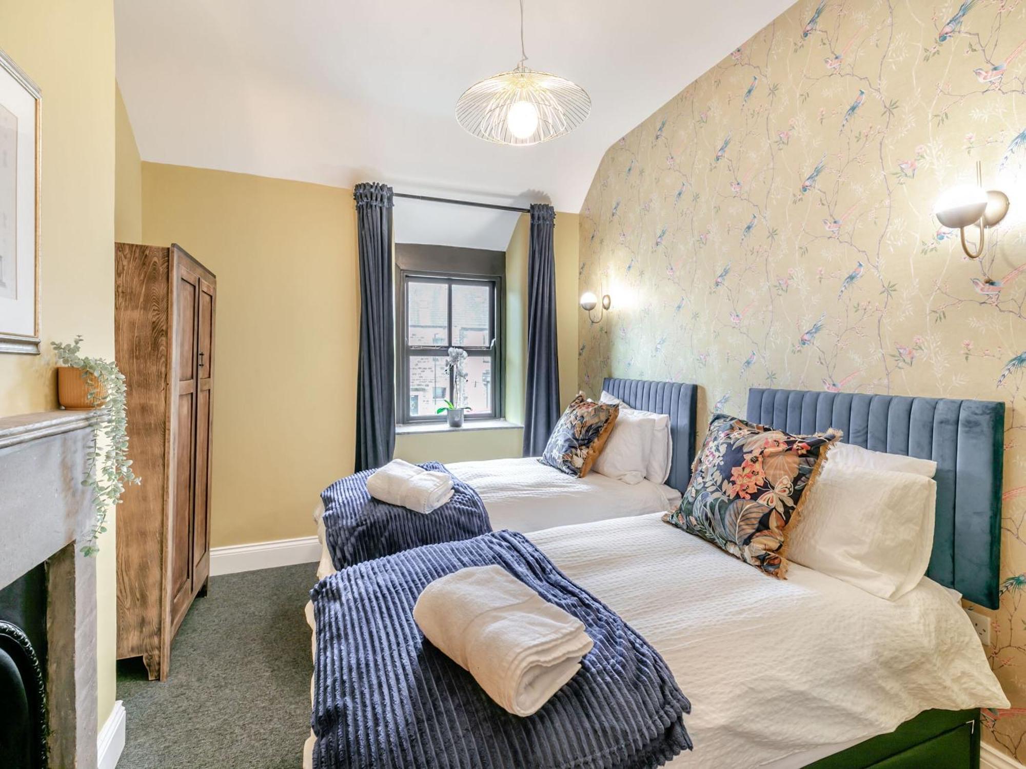 Verona House Tideswell Ngoại thất bức ảnh