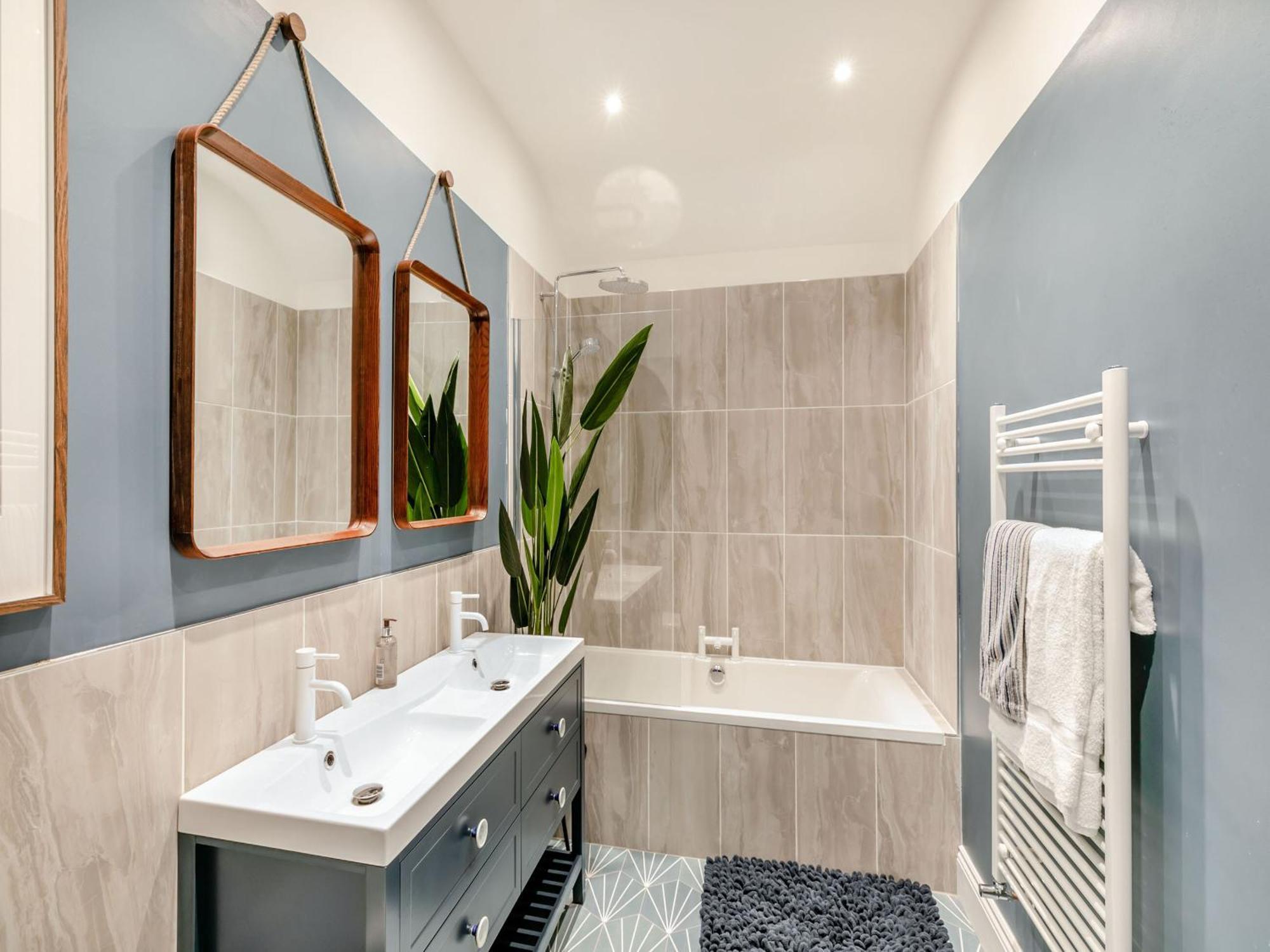 Verona House Tideswell Ngoại thất bức ảnh